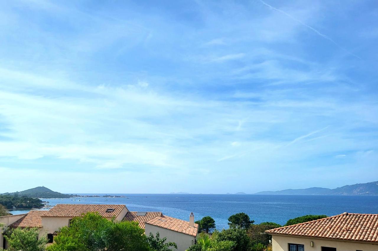 Appartement De Standing Bord De Mer Pietrosella Exterior photo