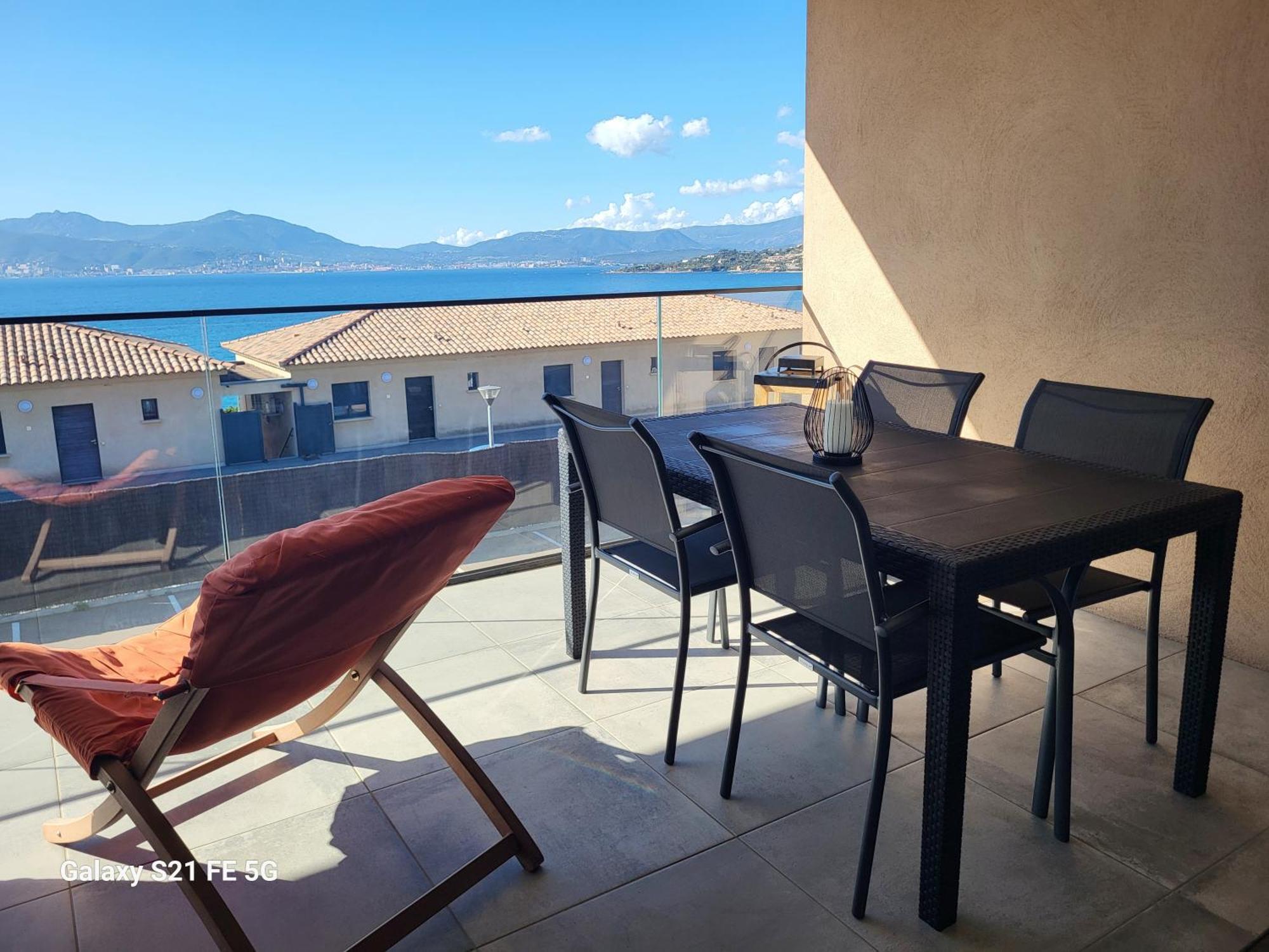 Appartement De Standing Bord De Mer Pietrosella Exterior photo